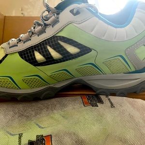 Woman’s Zamberlan hiking boots NWT